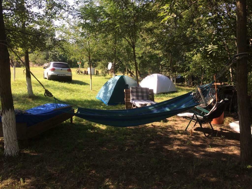 Camping In Clisura Dunarii Eselnita Ngoại thất bức ảnh